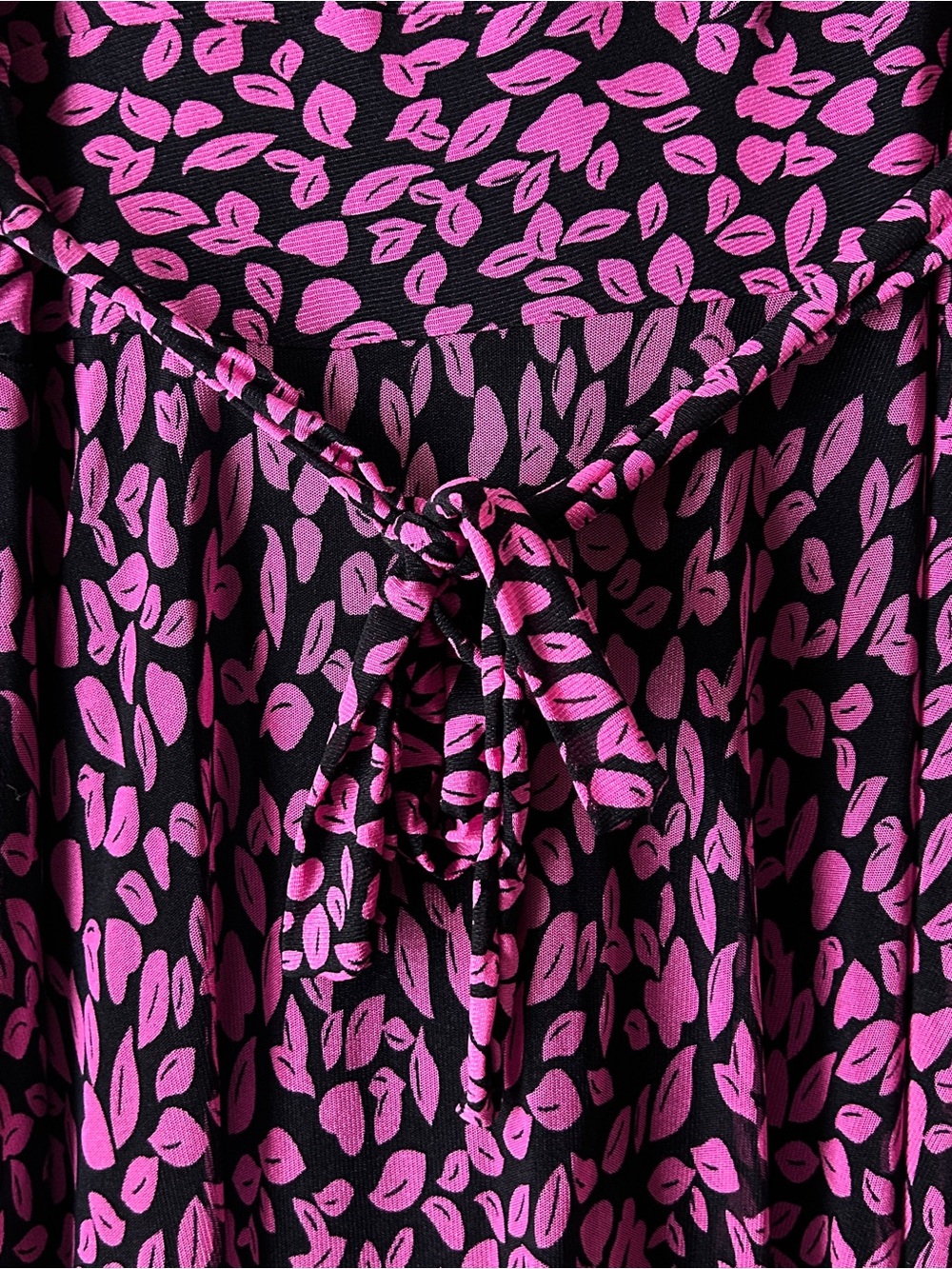 Burberry Black Dress with Pink Print - Picture 8 of 10